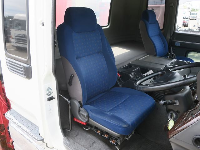 中古トラック いすゞクレーン付セルフローダー ＃15