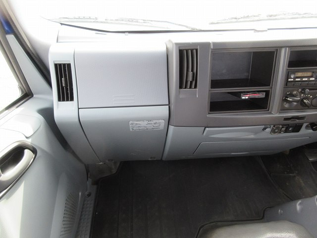 中古トラック  いすゞ エルフ 3tクレーン付平ボディ