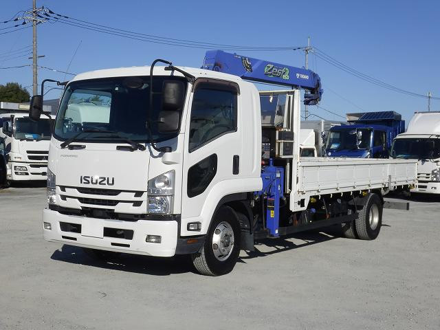 2019 Isuzu Forward Flatbed with Medium Crane, 5500 Standard, Tadano 4-Speed, Radio Controlled, Rakunori Pack Installed!