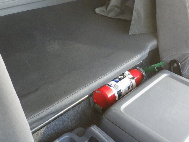 中古トラック いすゞ フォワード 中型クレーン付平ボディ