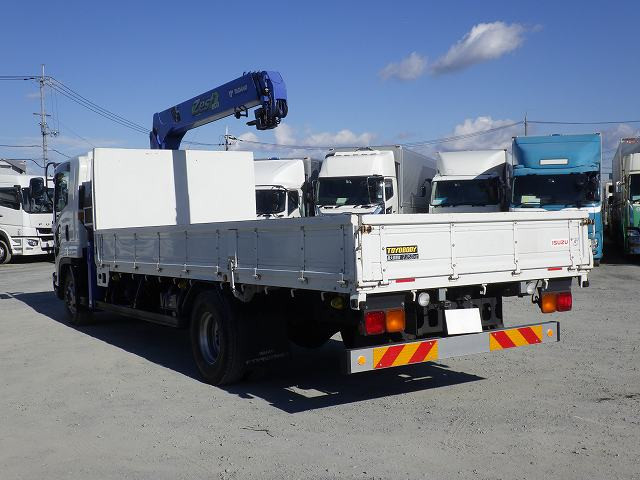 中古トラック いすゞ フォワード 中型クレーン付平ボディ