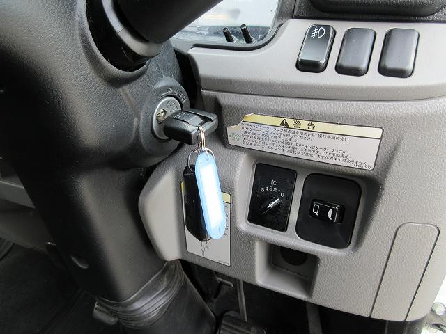 中古トラック 三菱ふそう平ボディ ＃16