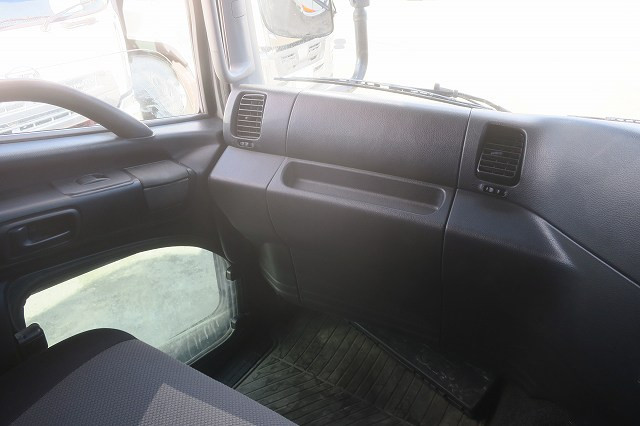 中古トラック 日野粉粒体運搬車 #11
