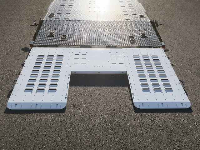 中古トラック いすゞセーフティーローダー（車載車） ＃8