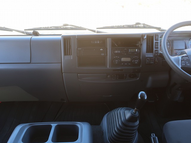 中古トラック いすゞ フォワード 中型アルミウィング