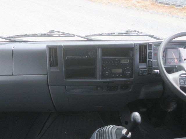 中古トラック  いすゞ フォワード 中型アルミウィング