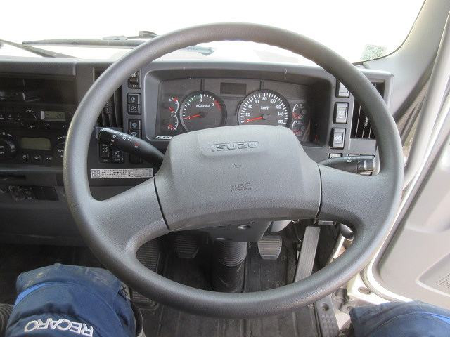 中古トラック いすゞアルミウィング ＃15