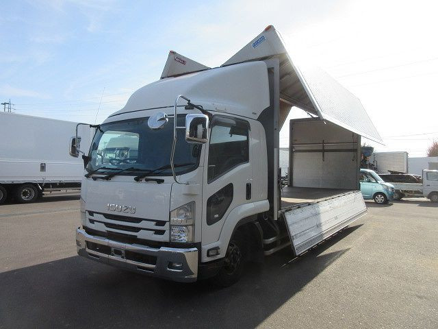 中古トラック いすゞ フォワード 中型アルミウィング