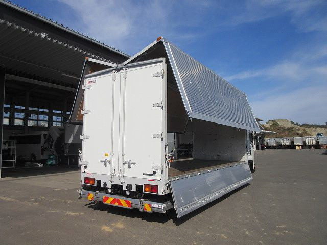 中古トラック いすゞ フォワード 中型アルミウィング