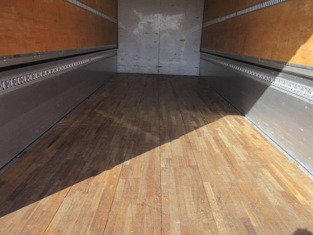 中古トラック いすゞ フォワード 中型アルミウィング