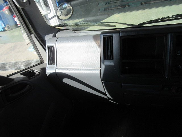 中古トラック いすゞアルミバン #11