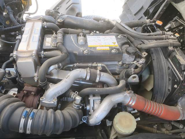 中古トラック いすゞ冷凍バン ＃12