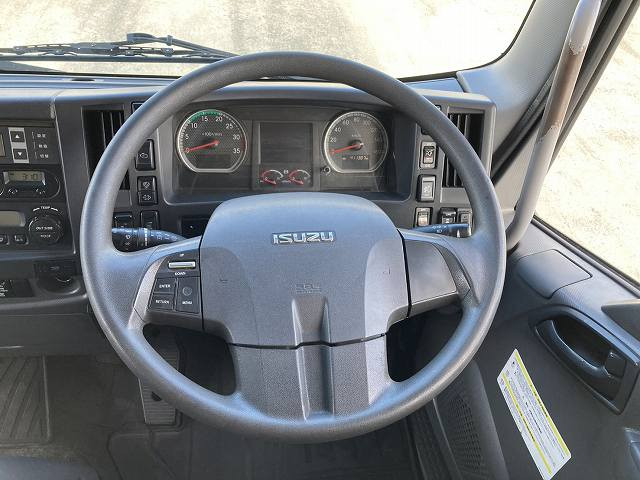 中古トラック いすゞ冷凍バン ＃15