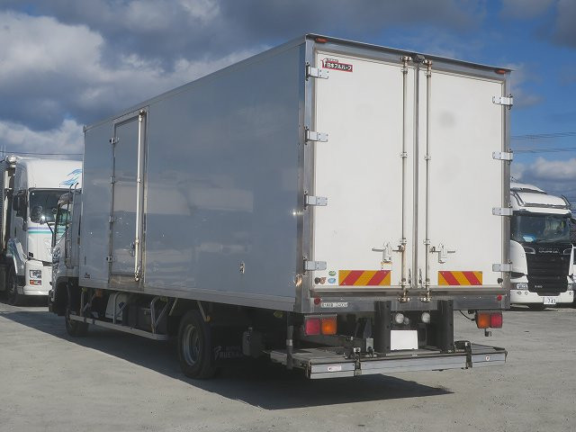 中古トラック いすゞ冷凍バン ＃4