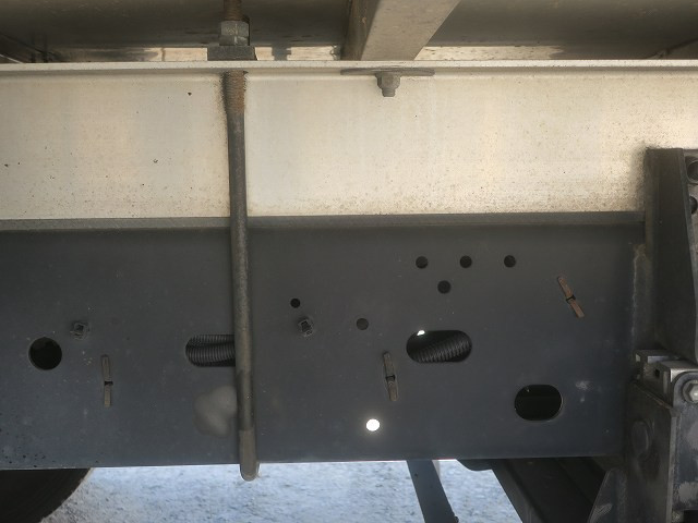 中古トラック いすゞ冷凍バン ＃10