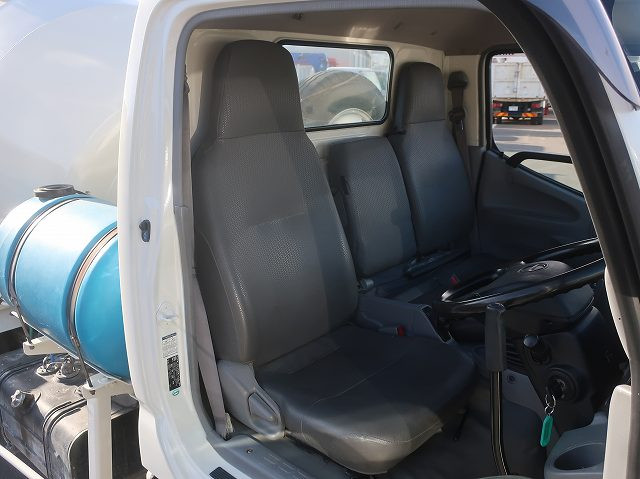 中古トラック 日野コンクリートミキサー車 ＃11