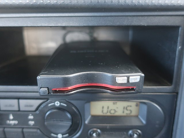 中古トラック いすゞクレーン付平ボディ ＃19