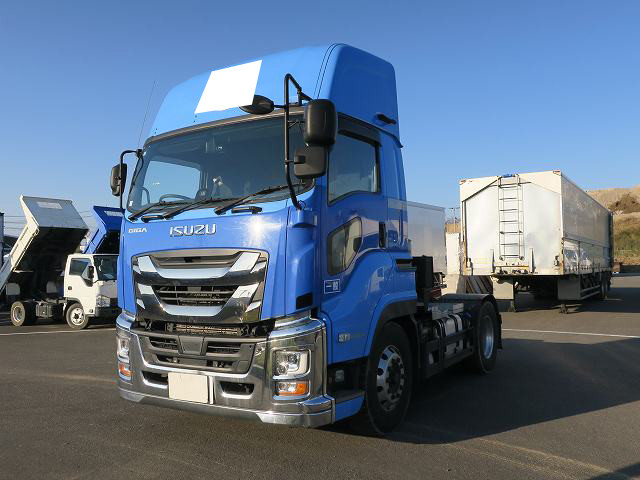 いすゞ　トラクタヘッド