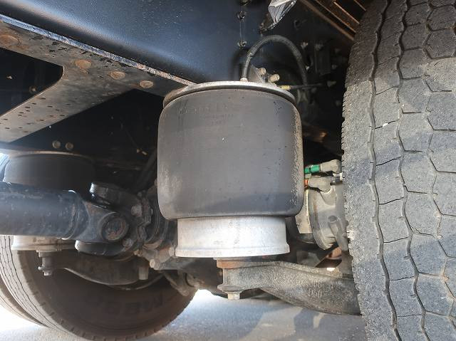 中古トラック いすゞクレーン付平ボディ ＃10