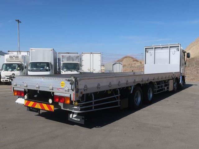 中古トラック いすゞ ギガ 大型平ボディアルミブロック