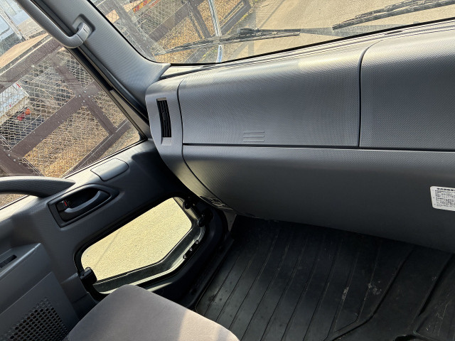 中古トラック いすゞアルミウィング ＃13