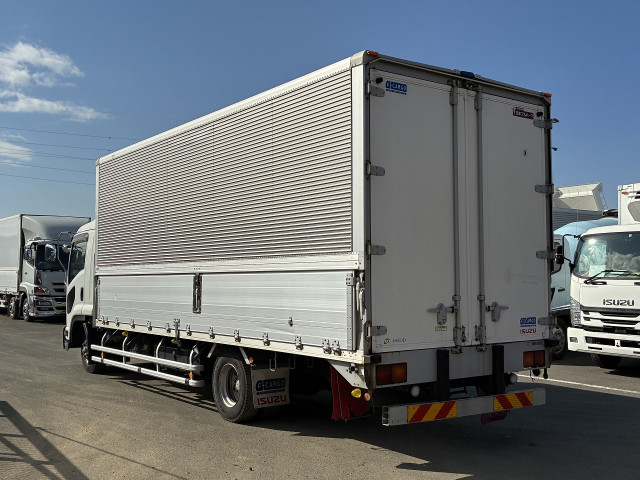 中古トラック いすゞアルミウィング ＃3