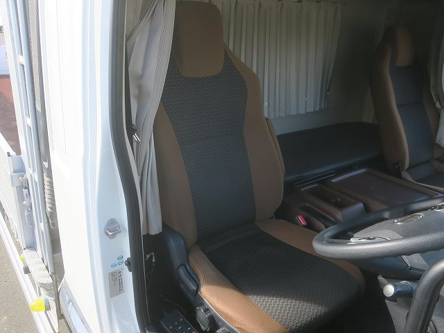 中古トラック 日野 レンジャー 中形平ボディアルミブロック