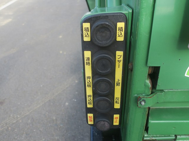 中古トラック いすゞパッカー車(塵芥車) #11