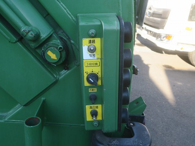 中古トラック いすゞパッカー車(塵芥車) #12