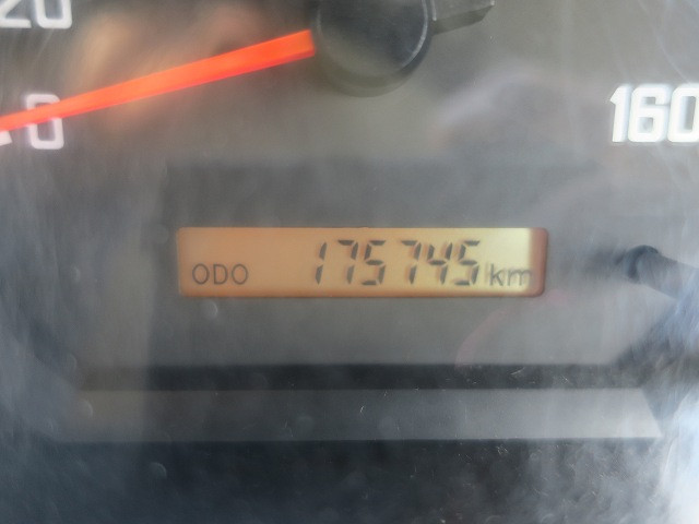 中古トラック いすゞパッカー車（塵芥車） ＃18