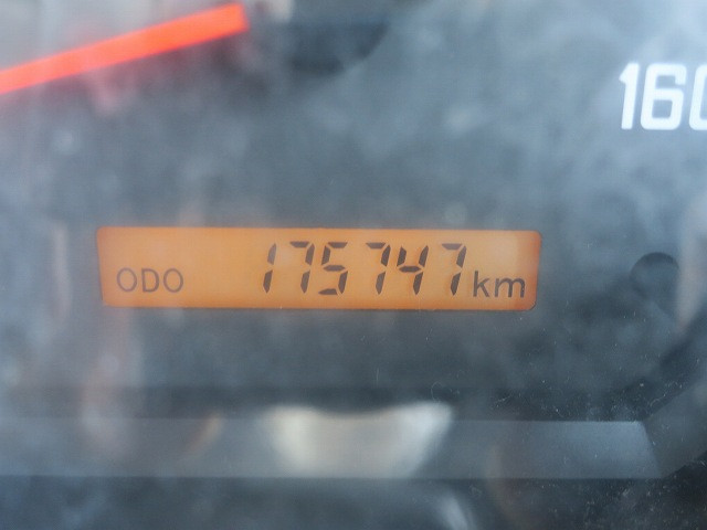 中古トラック いすゞパッカー車(塵芥車) #18