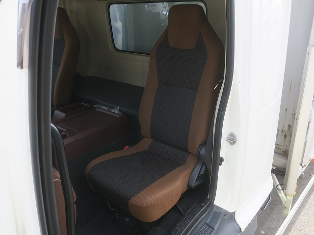 中古トラック 日野 レンジャー 中型アルミウィング