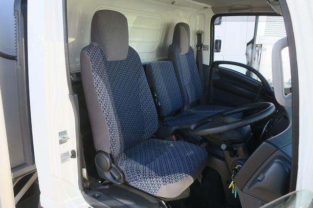 中古トラック いすゞアルミウィング ＃13