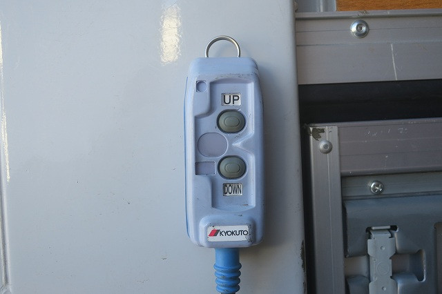 中古トラック いすゞアルミウィング ＃9