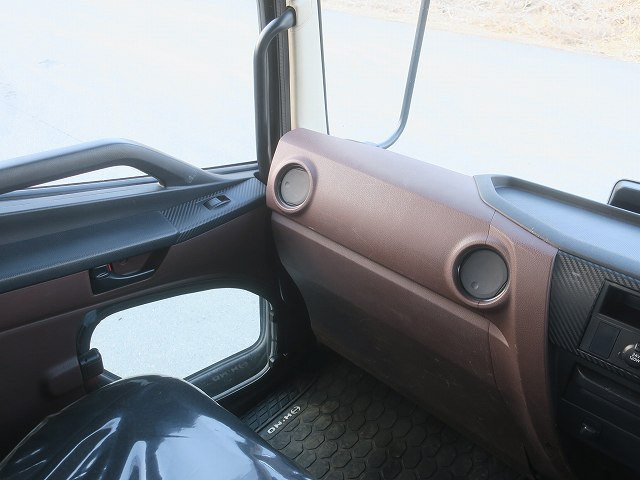 中古トラック 日野クレーン付平ボディ ＃16