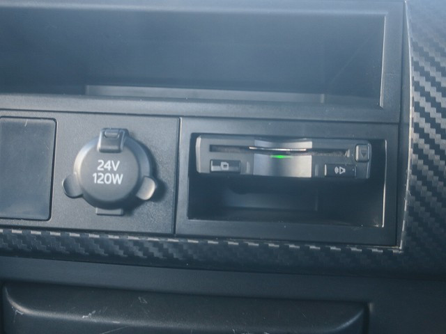 中古トラック 日野クレーン付平ボディ ＃20