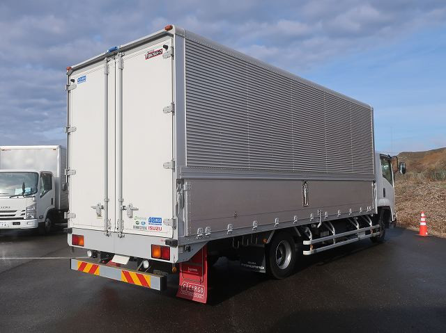 中古トラック いすゞアルミウィング #3