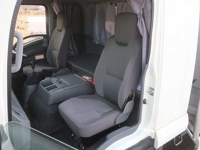 中古トラック いすゞアルミウィング ＃22