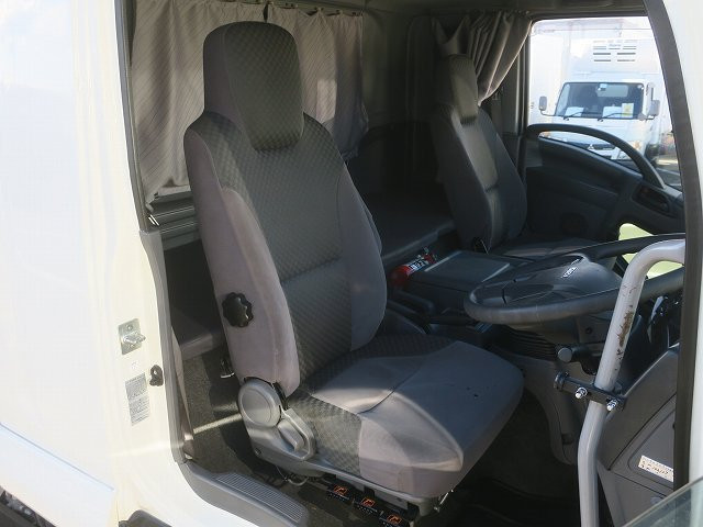 中古トラック いすゞアルミウィング ＃12