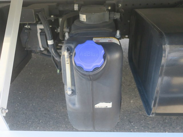 中古トラック いすゞアルミウィング ＃10