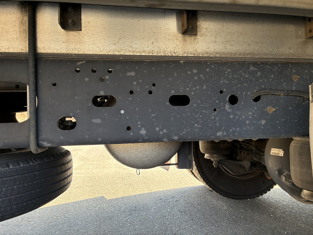 中古トラック いすゞ フォワード 中型アルミウィング