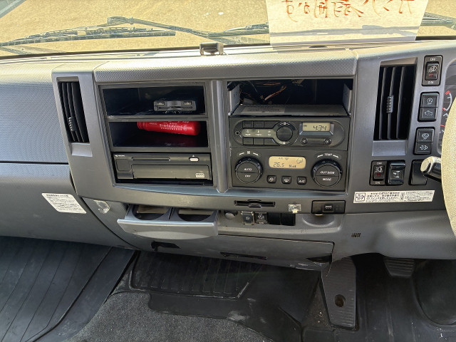 中古トラック いすゞ フォワード 中型アルミウィング