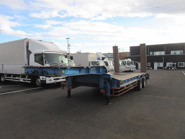 国内・その他重機運搬トレーラー