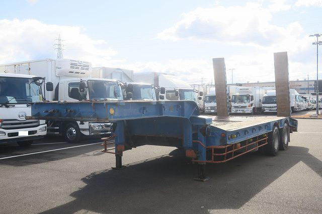 中古トラック 国内・その他重機運搬トレーラー