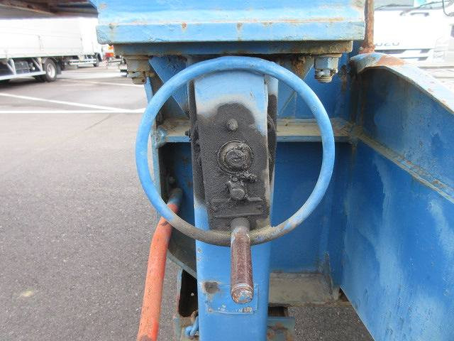 中古トレーラー 日本車両潜像 16輪 重機運搬トレーラー