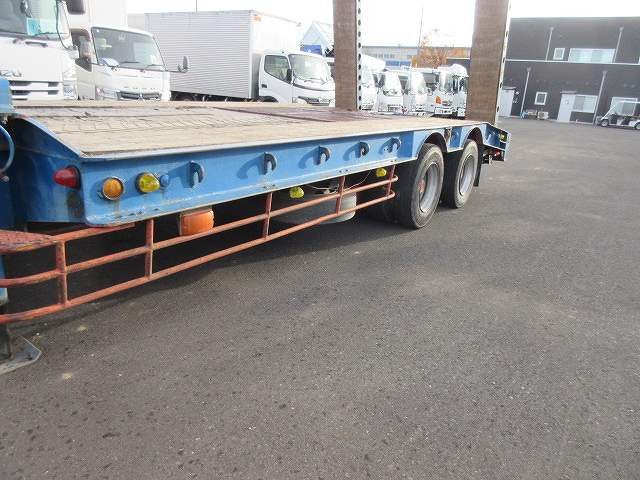 中古トレーラー 日本車両潜像 16輪 重機運搬トレーラー