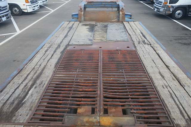 中古トラック 国内・その他重機運搬トレーラー ＃22