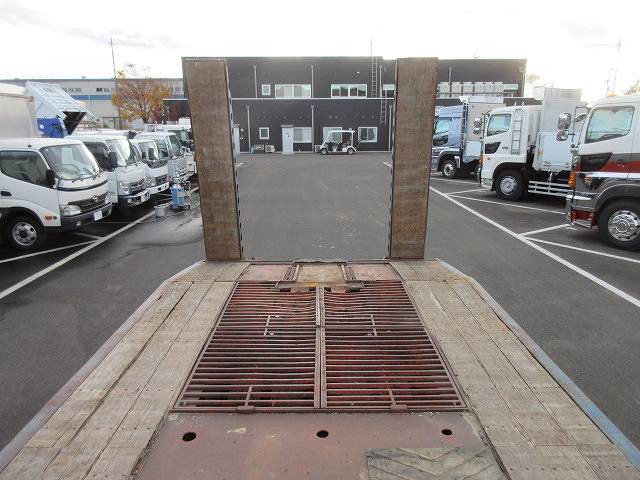 中古トレーラー 日本車両潜像 16輪 重機運搬トレーラー