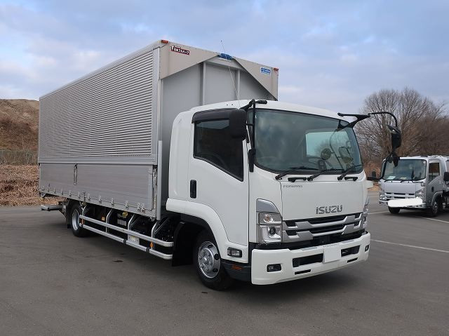 中古トラック いすゞアルミウィング ＃2