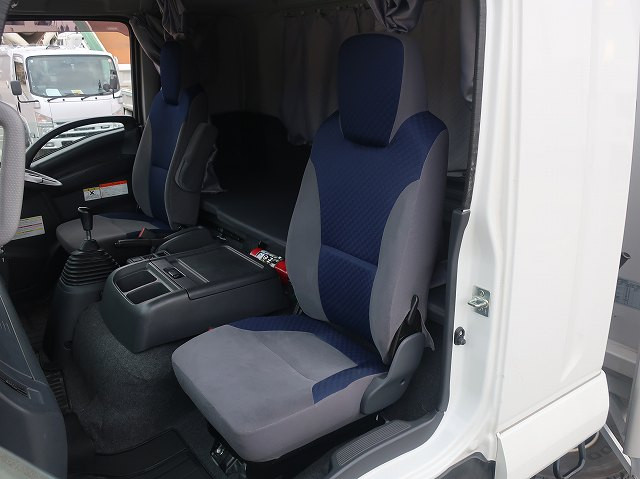 中古トラック いすゞアルミウィング ＃22